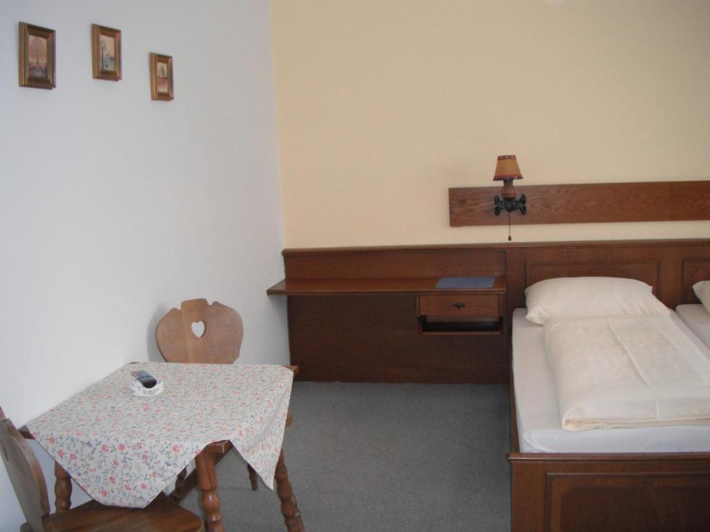 Gasthof-Pension Wein Breitenbrunn am Neusiedler See Chambre photo